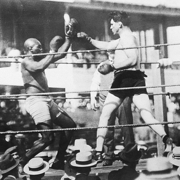 Vintage Boxing Gloves 2 pairs - Picture 2 of 7